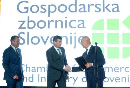 ONA ali ON 53 FOTO LJUBO VUKELIČ